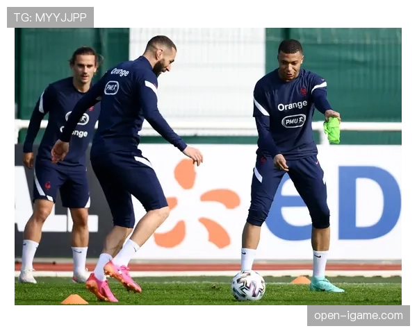 豪门争抢维尼背后的转会风云:一场关于未来巨星的全球争夺战 豪门争抢维尼背后的转会风云:一场关于未来巨星的全球争夺战