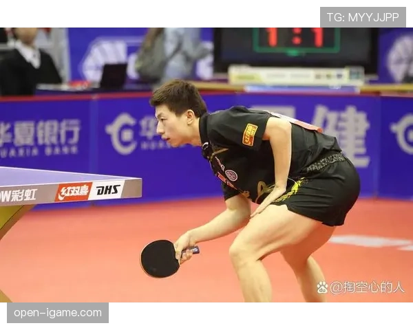 马龙大前锋传奇再续辉煌，球场王者风采依旧