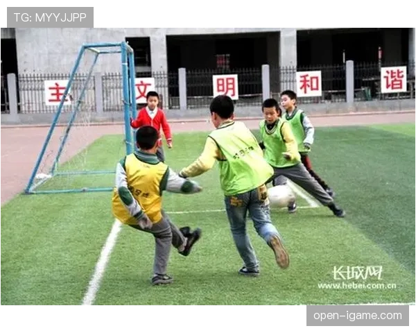 阿克的卓越防守表现为球队带来新希望，状态持续提升